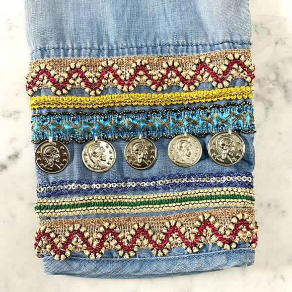 CHICO'S Chambray Jacket Sz 0 (US Small/4) Embroidered Beaded Coin Open Front EUC - Picture 7 of 12